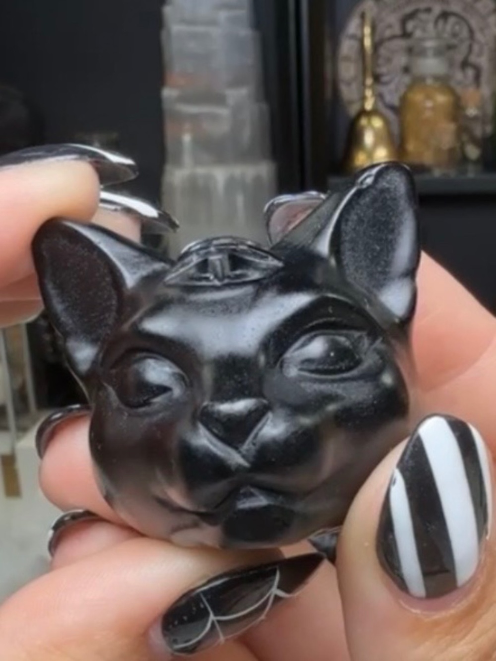 ❤️ Black Obsidian 3rd Eye Cat head